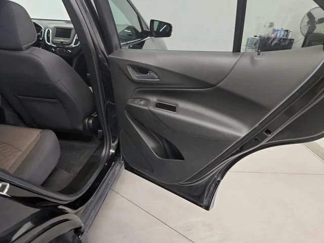 Used 2019 MOSAIC BLACK METALLIC Chevrolet LT image 31
