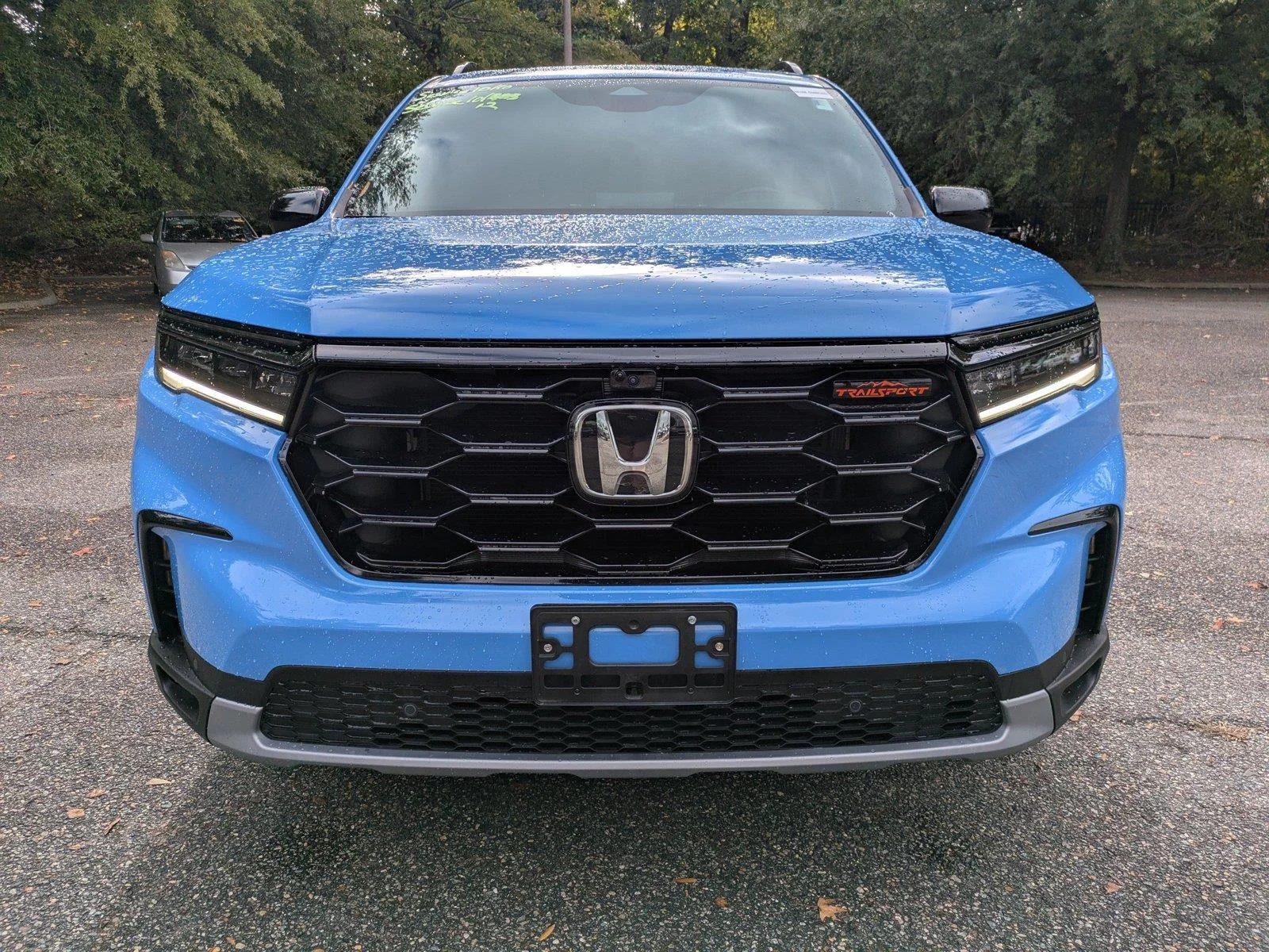 Used 2025 Diffused Sky Pearl Honda TrailSport image 9