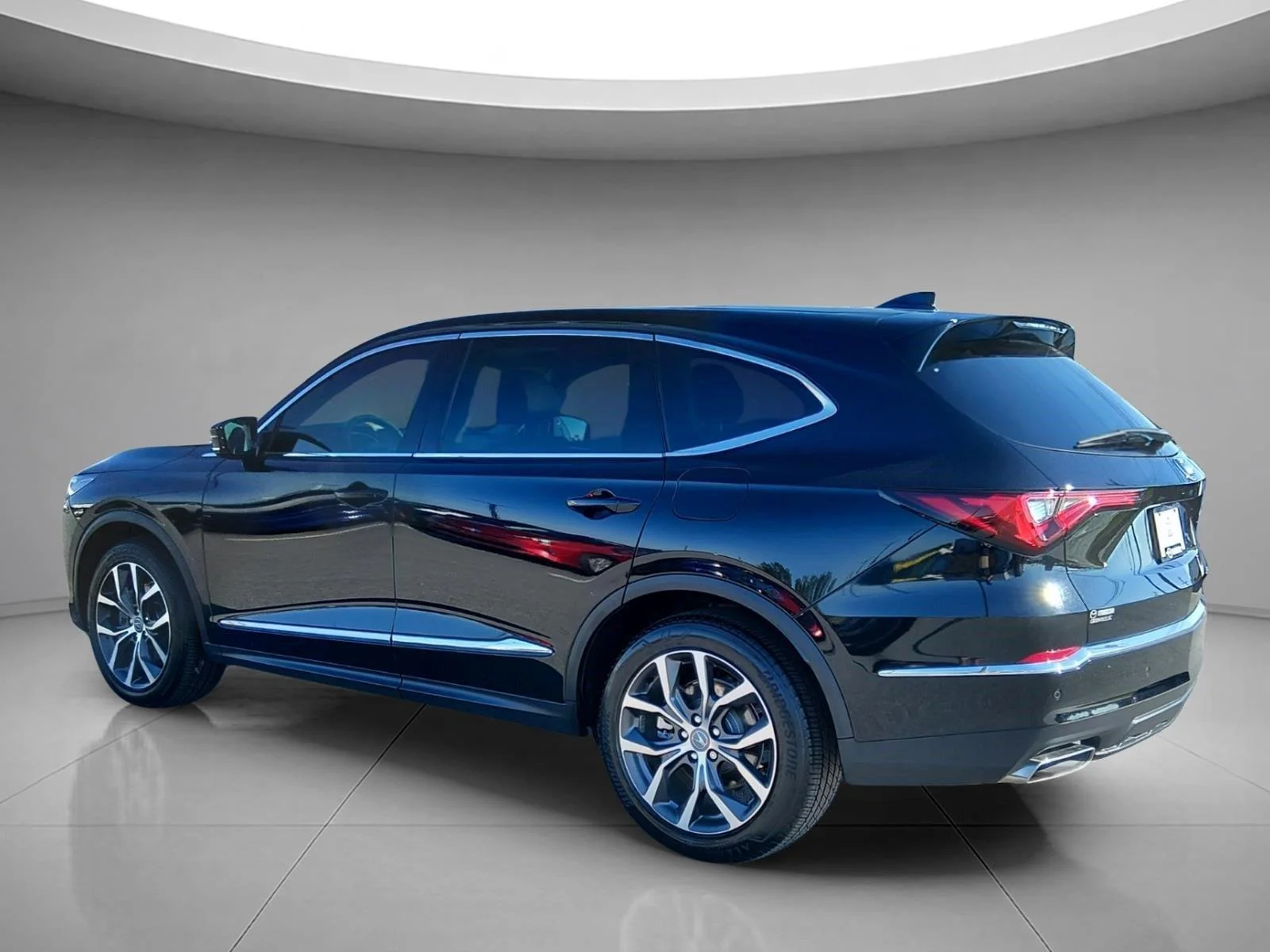 Used 2024 Majestic Black Pearl Acura SH-AWD w/Tech image 3