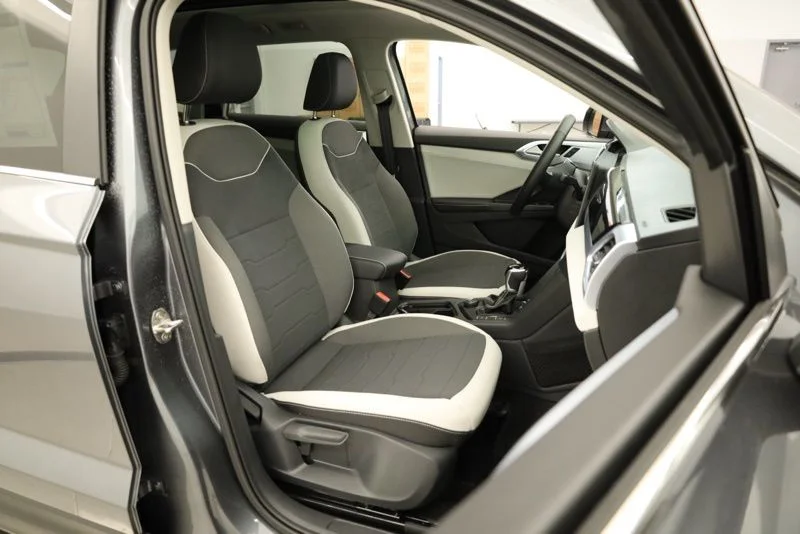 New 2026 Gray Volkswagen 1.5T SE image 32
