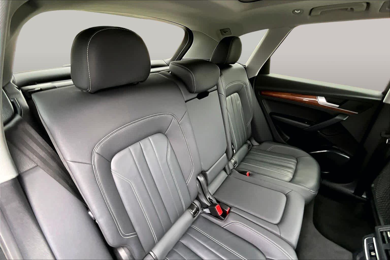 Used 2023 Glacier White Metallic Audi Premium image 39