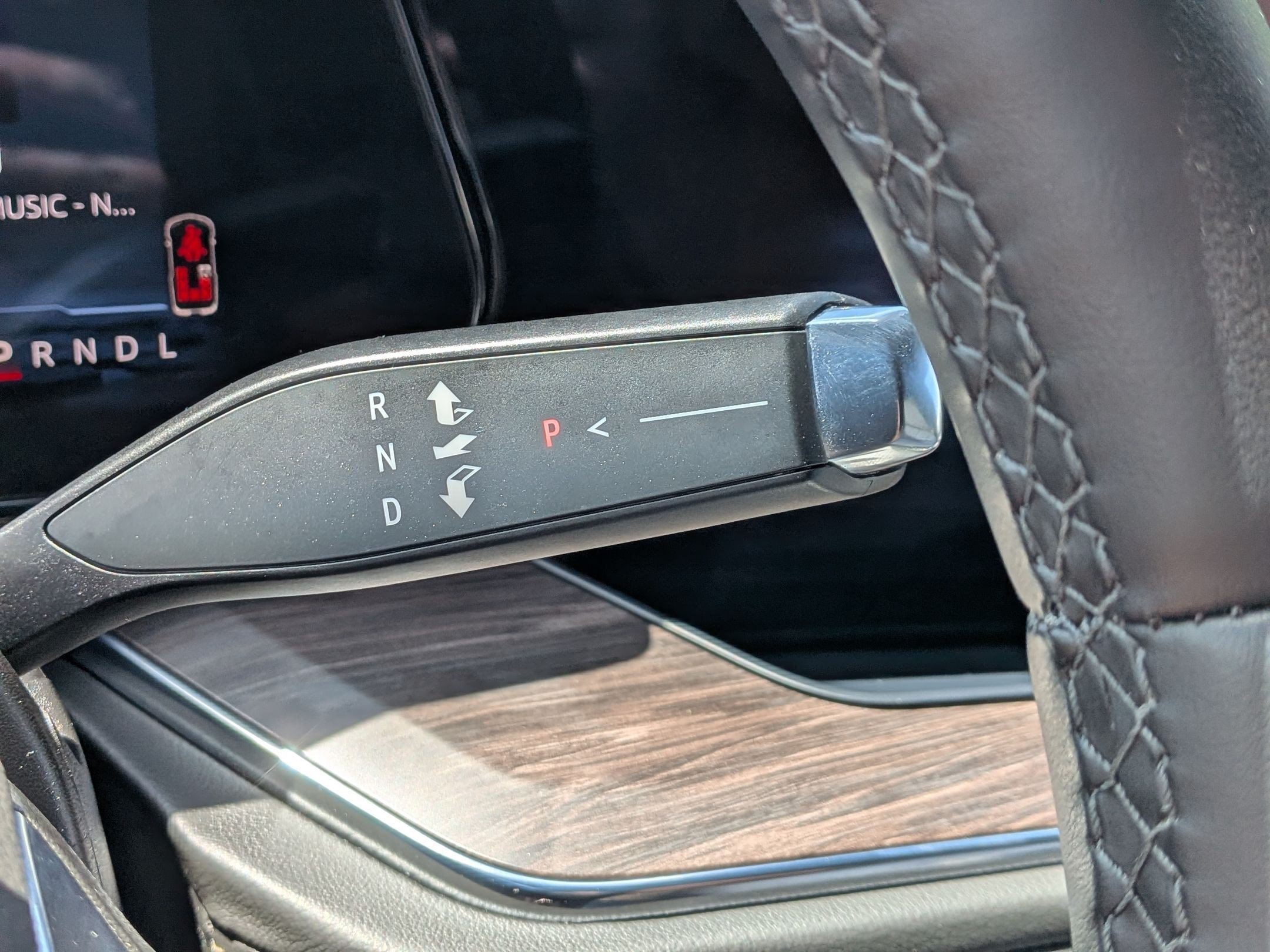 2025 Chevrolet Suburban Premier - Photo 24
