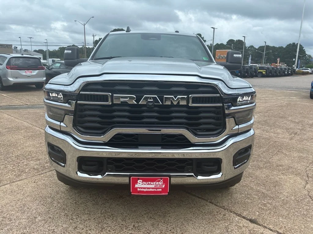 New 2026 Silver-Zynith Exterior Paint RAM Big Horn image 9
