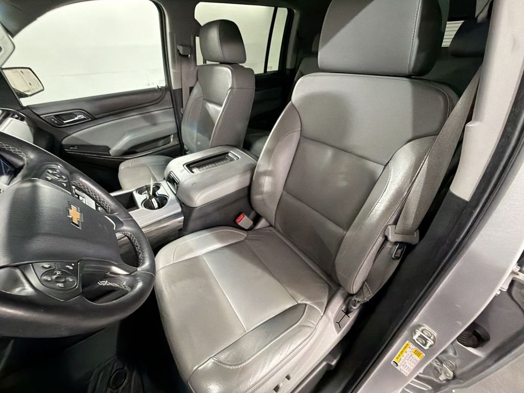 Used 2016 SILVER ICE METALLIC Chevrolet LT image 20