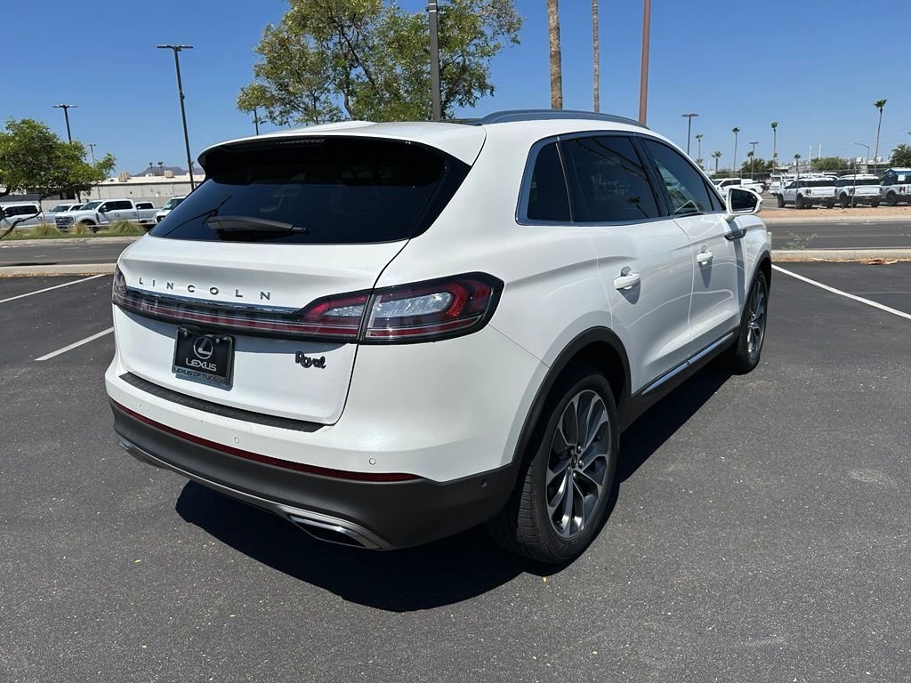 Used 2022 White Lincoln Reserve image 29
