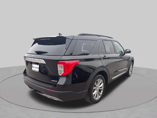 Used 2023 Black Ford XLT image 5