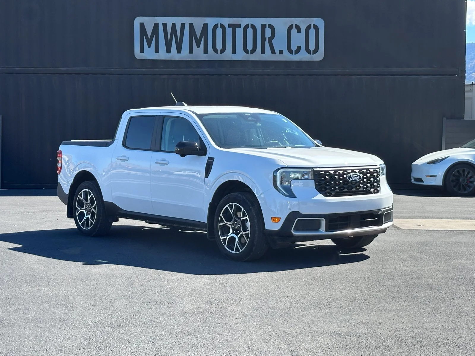 Used 2026 White Ford Lariat image 1