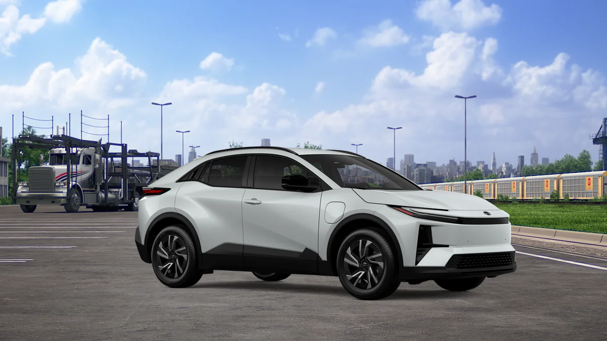New 2026 Wind Chill Pearl Toyota SE image 14