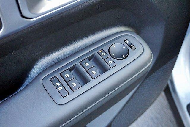 New 2026 Silver Hyundai SEL FWD image 28