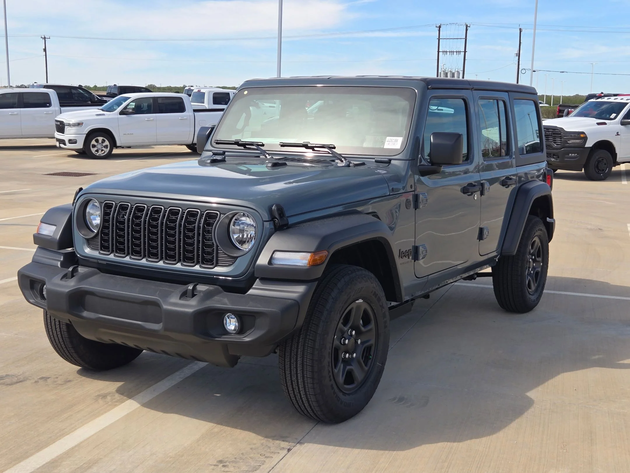 New 2026 Anvil Clear-Coat Exterior Paint Jeep Sport image 7