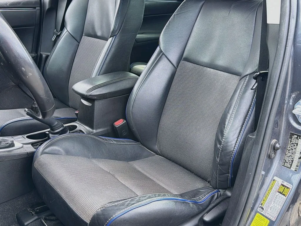 Used 2017 Slate Metallic Toyota L image 27