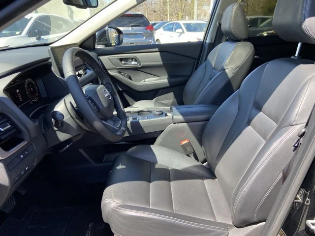2025 Nissan Rogue SL - Photo 23