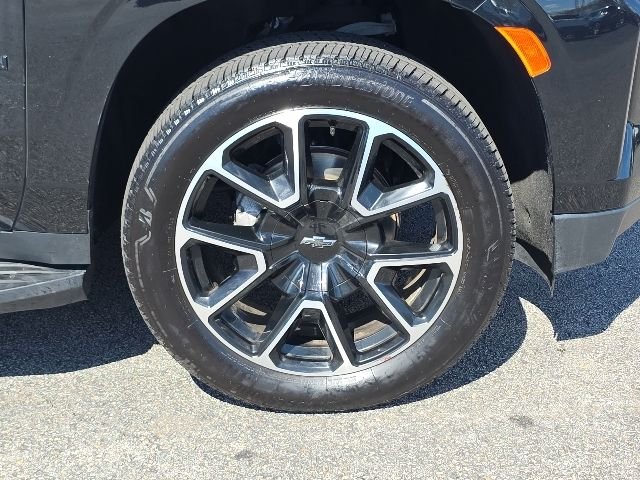 Used 2022 Black Chevrolet RST image 10