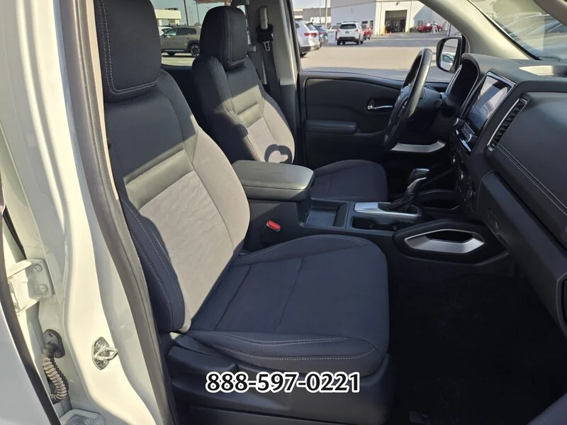 Used 2022 Glacier White NISSAN SV image 20