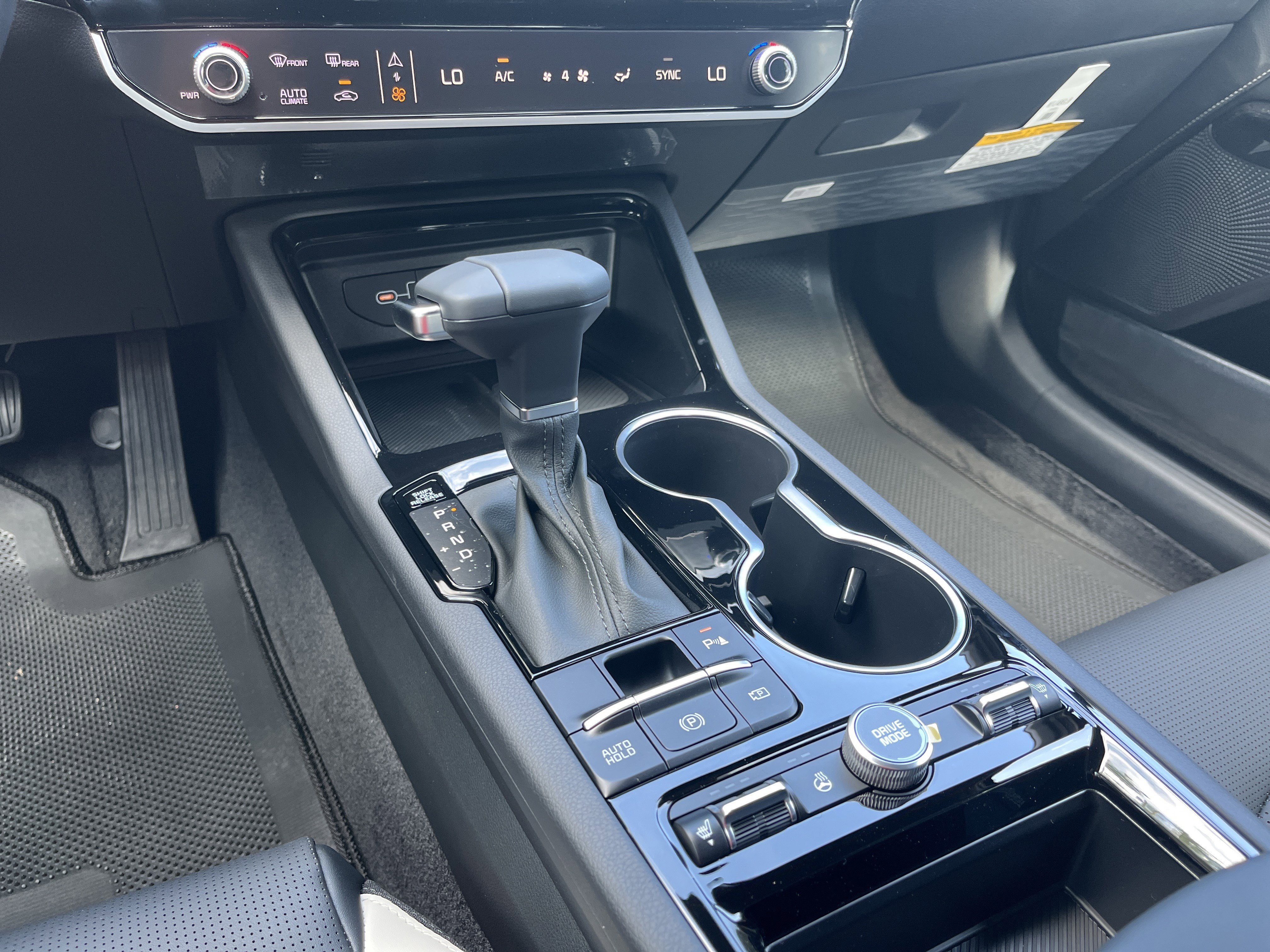 2026 Kia K5 GT-Line - Photo 13