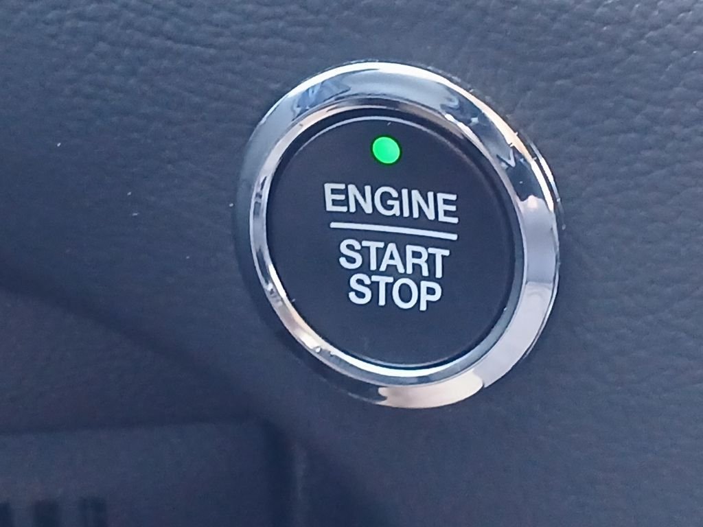 Used 2024 Silver Ford SEL image 24
