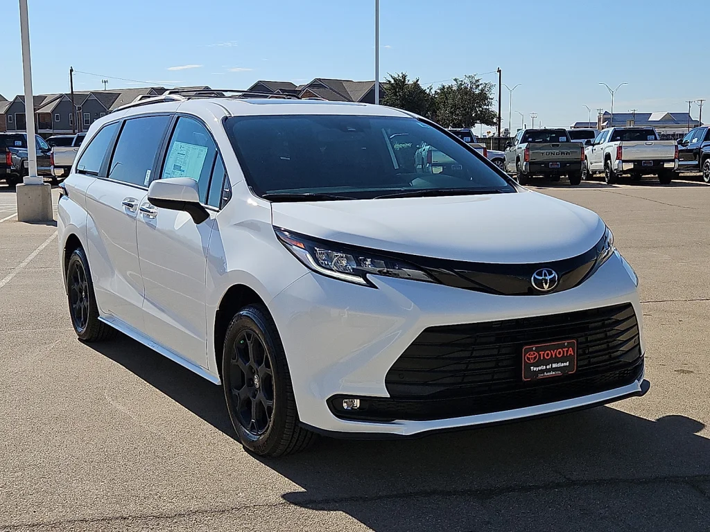 New 2026 ICE CAP Toyota Woodland Edition image 4