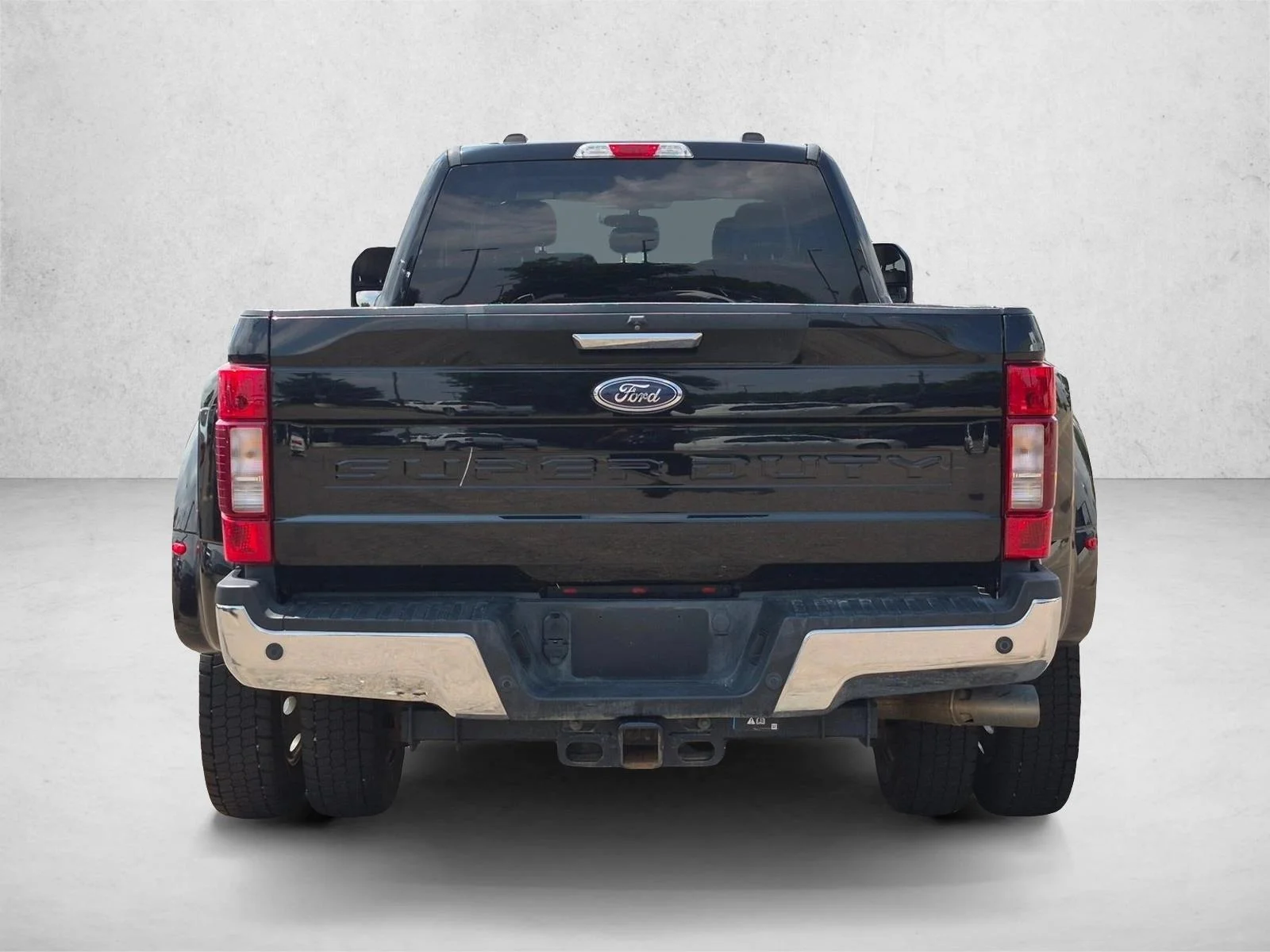 Certified Used 2022 Agate Black Metallic Ford XLT image 7