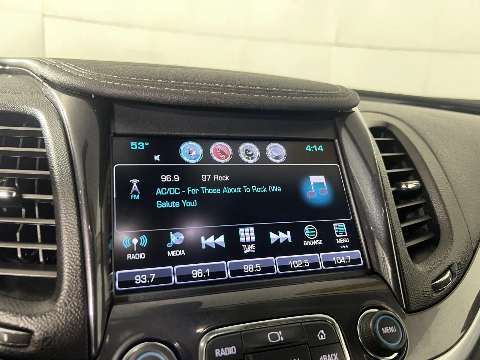 Used 2017 Silver Ice Metallic Chevrolet LT image 10