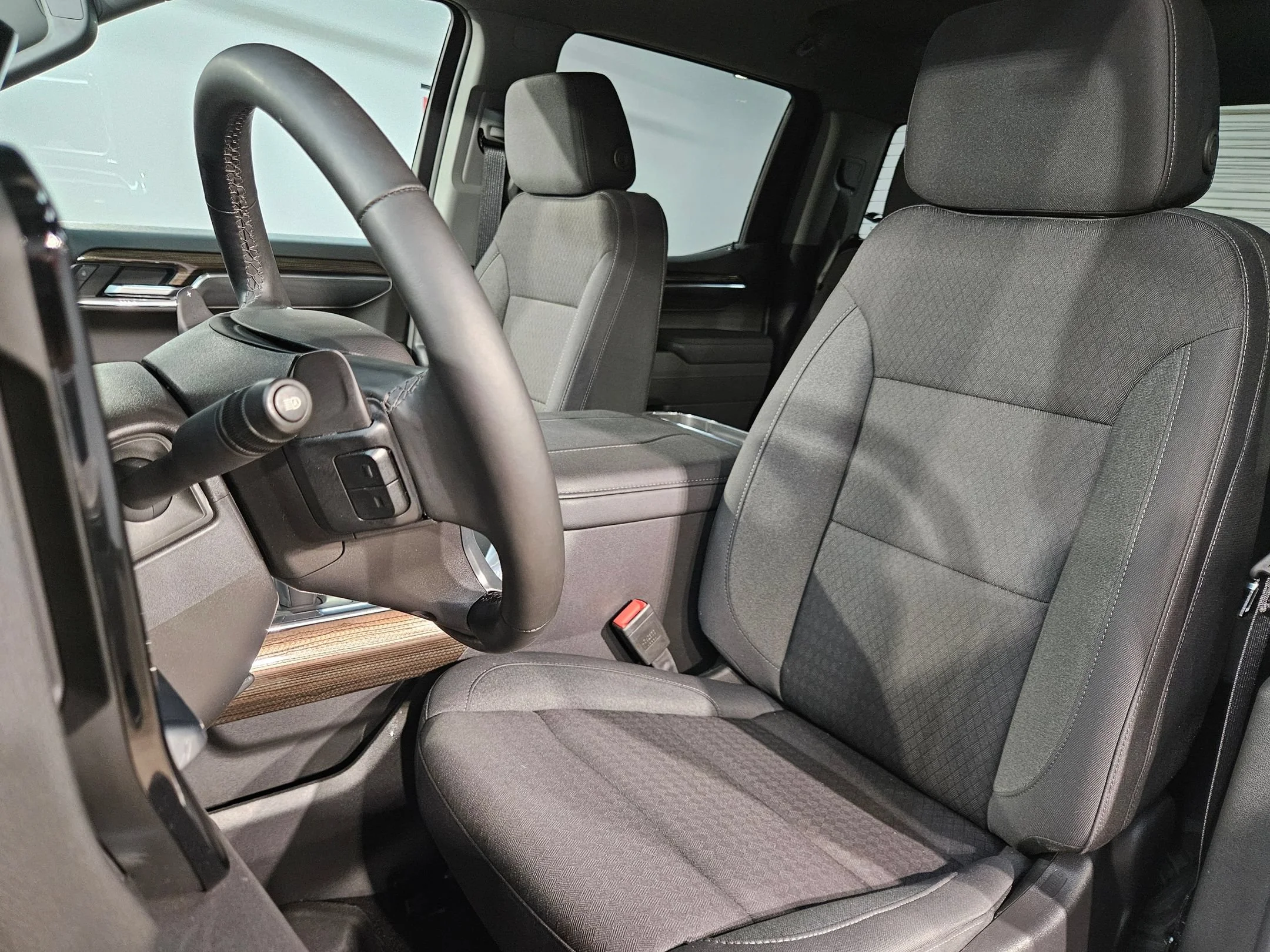 Used 2026 Summit White Chevrolet LT Trail Boss image 23