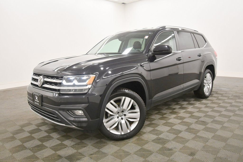Used 2019 Volkswagen Atlas SE w/Tech with VIN 1V2UR2CA7KC517397 for sale in Rochester, Minnesota