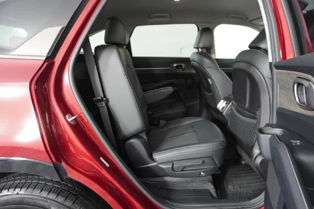 Used 2021 Red Kia EX image 38