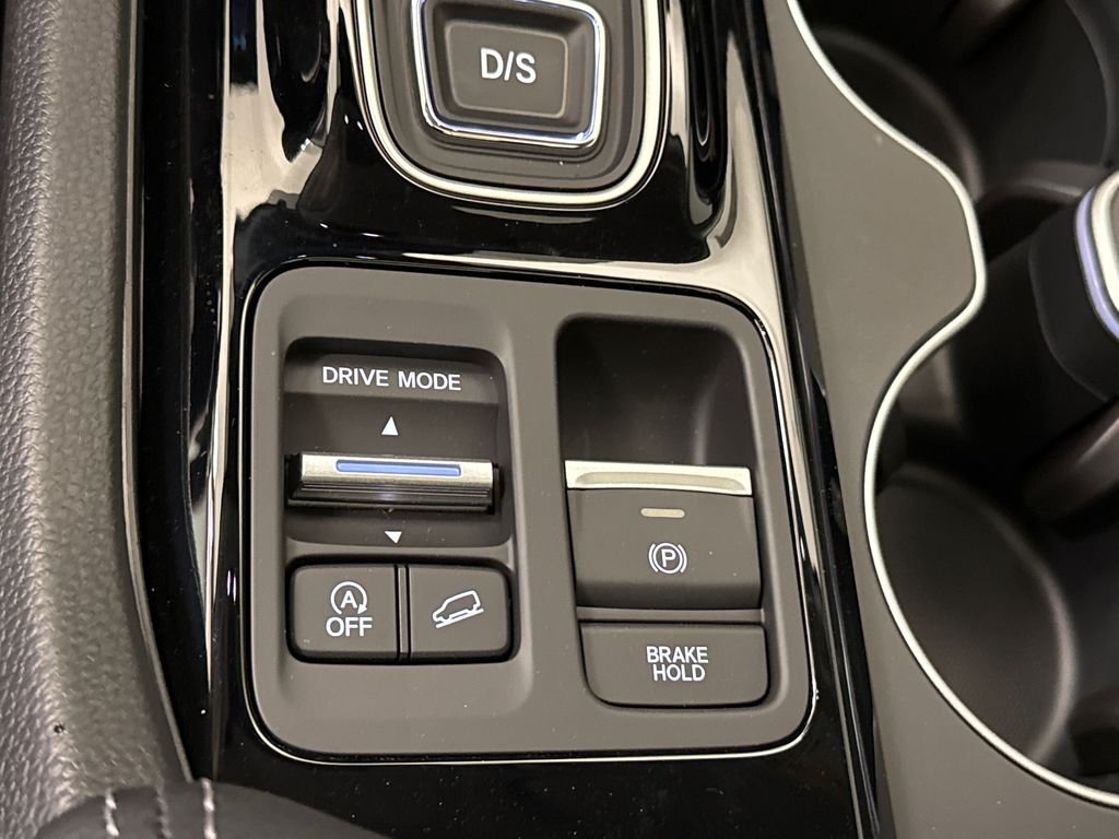 New 2026 Sonic Gray Pearl Honda Touring image 30