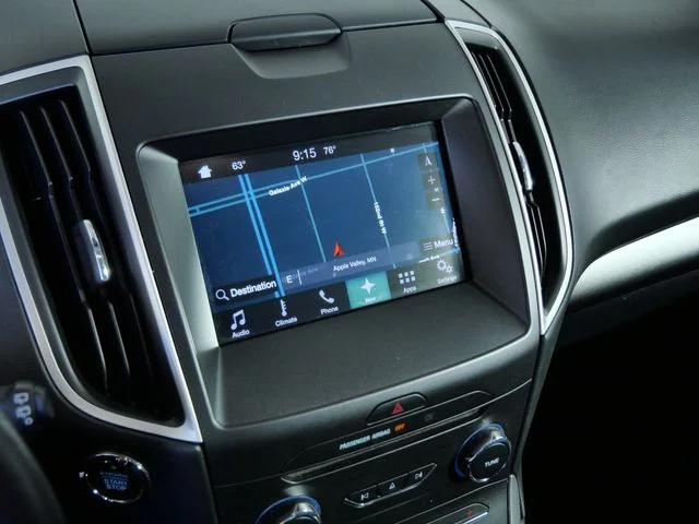 Used 2016 Blue Ford SEL image 21