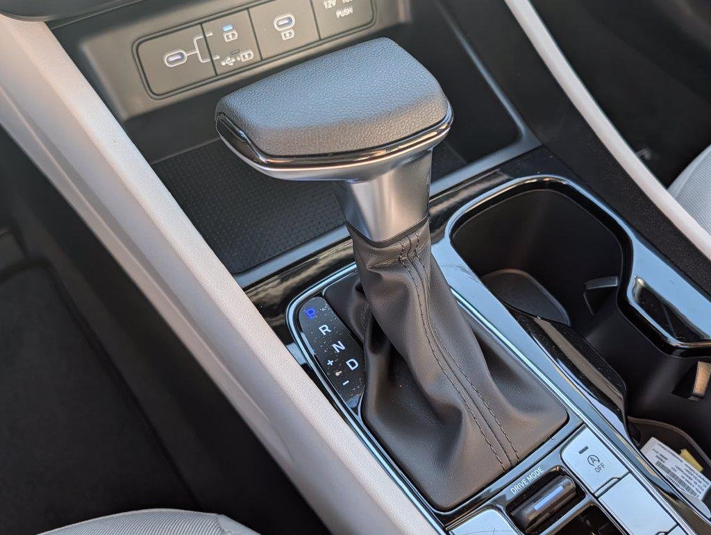 New 2026 Gray Hyundai SE FWD image 26
