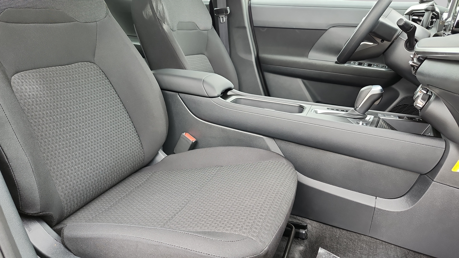2026 Nissan KICKS S - Photo 23
