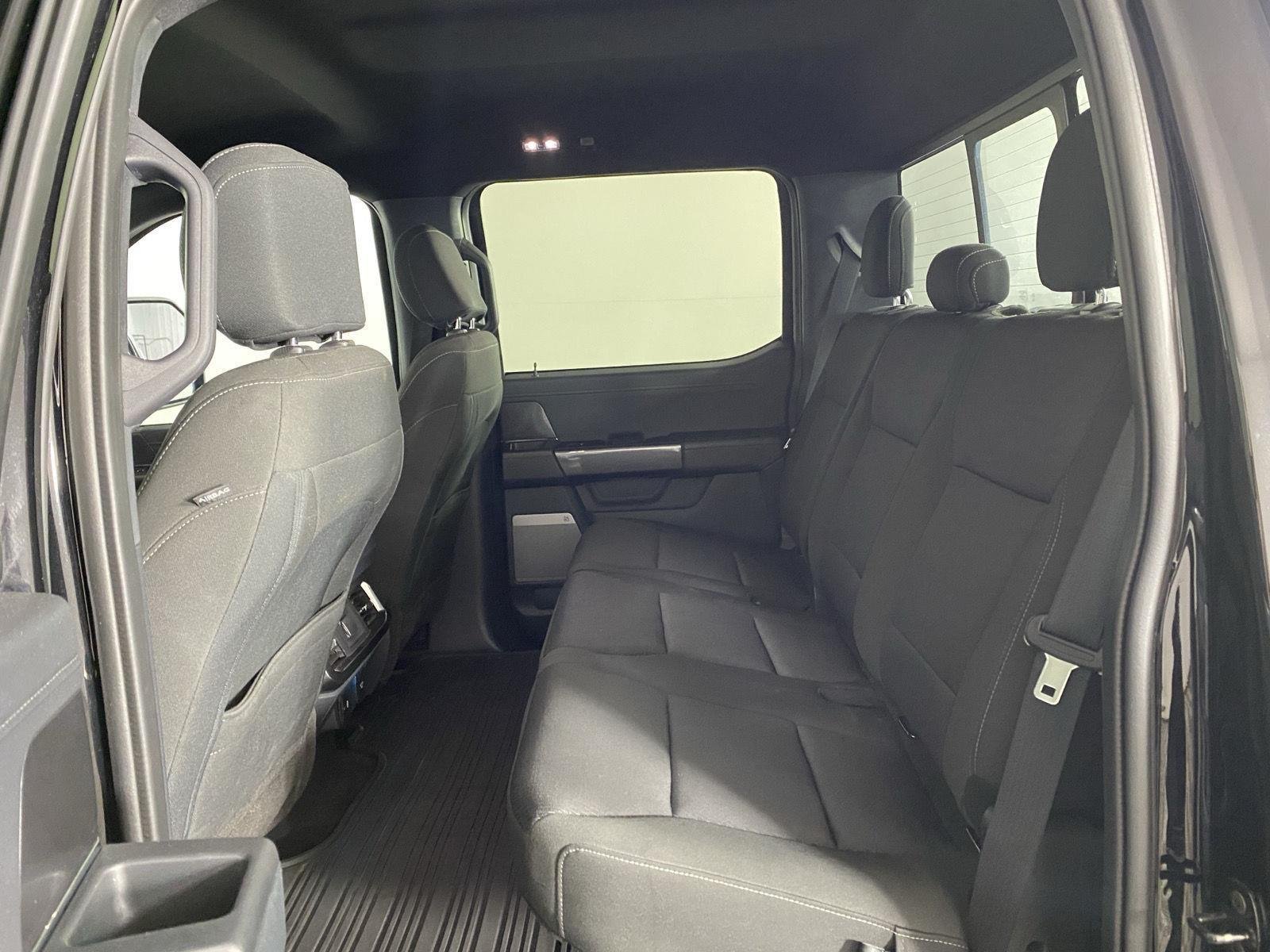 Used 2021 Black Metallic Ford XLT image 10