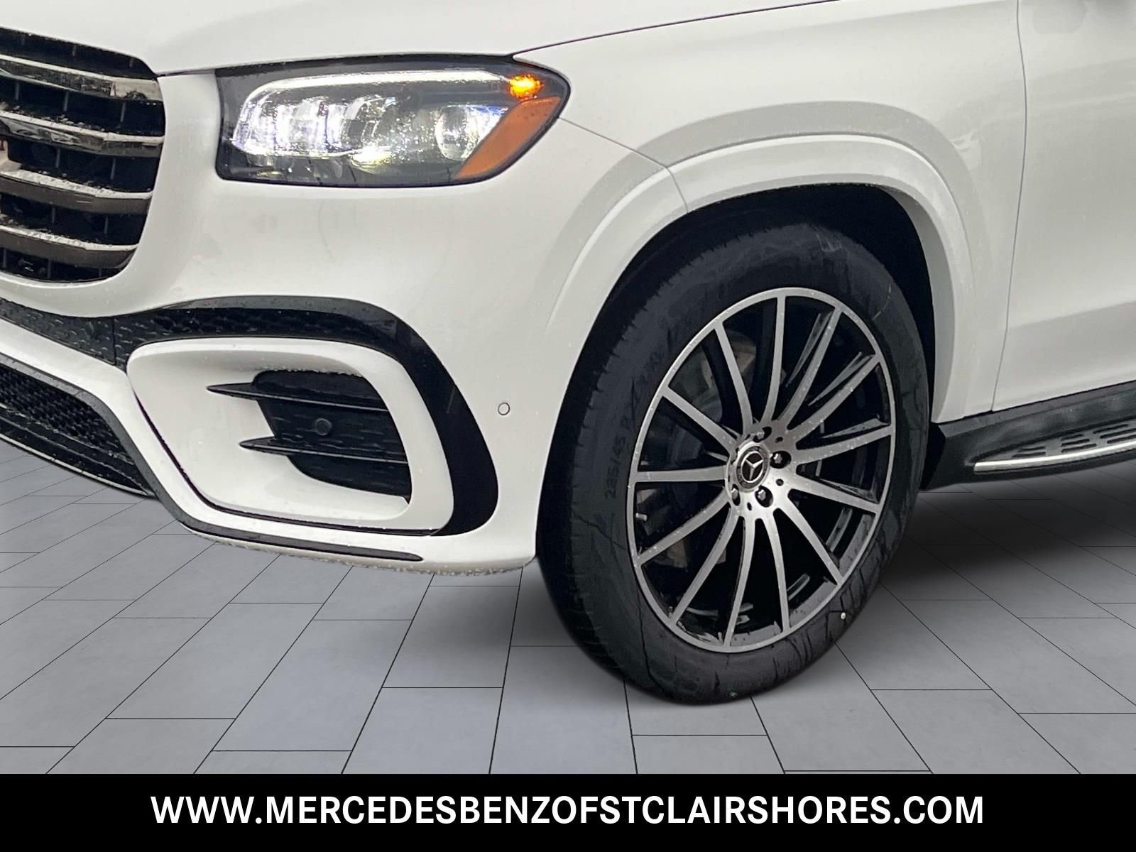 New 2026 Polar White Mercedes-Benz GLS 450 image 10