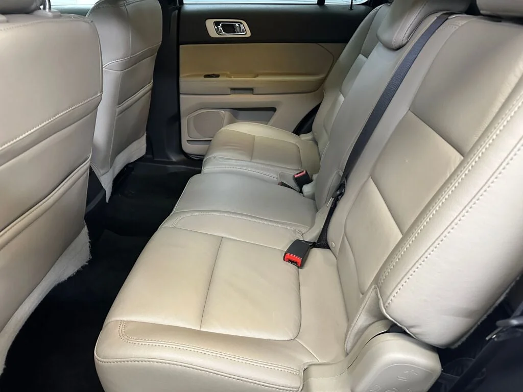 2014 Ford Explorer XLT - Photo 18