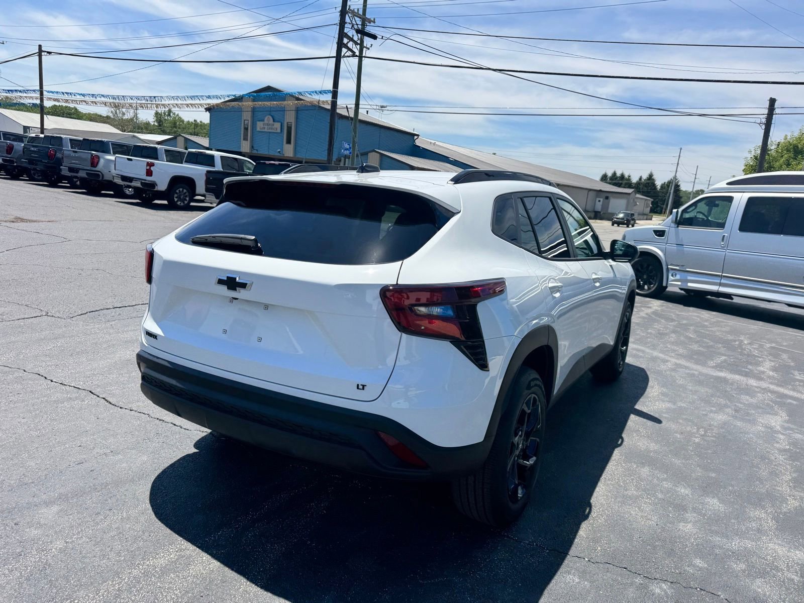 New 2026 Summit White Chevrolet LT image 5
