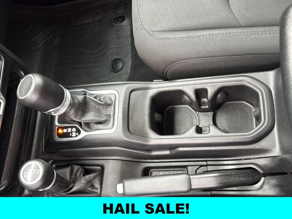 Used 2023 Silver Jeep Sport S image 21
