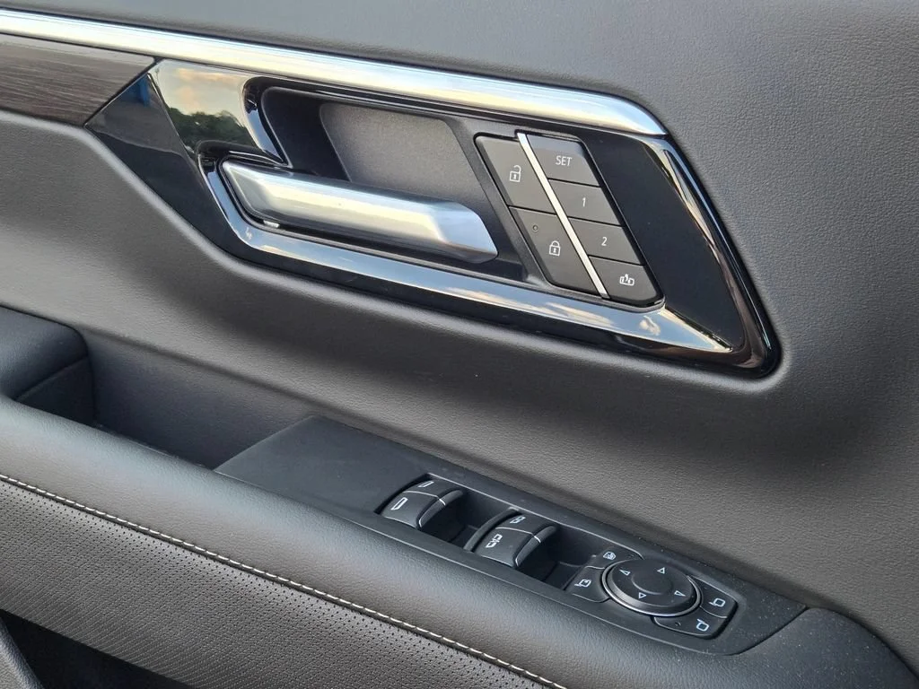 2026 Chevrolet Tahoe Premier - Photo 24