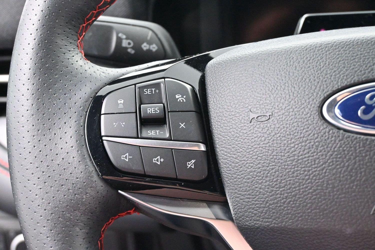 Used 2025 Carbonized Gray Ford ST-Line image 19