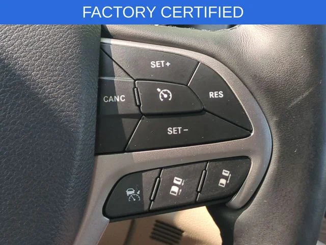 Used 2020 Blue Jeep Limited image 21