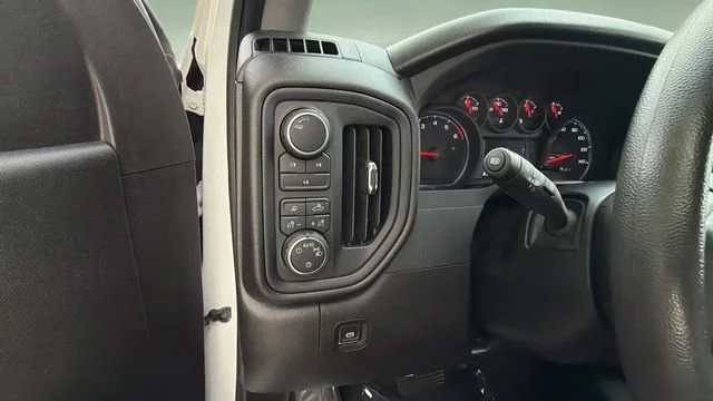 Used 2025 Summit White Chevrolet Custom image 21