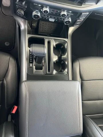 New 2025 Oxford White Ford Lariat® image 44