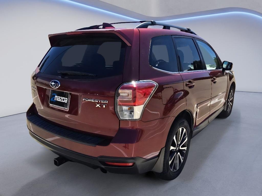 Used 2018 Venetian Red Pearl Subaru Premium image 5