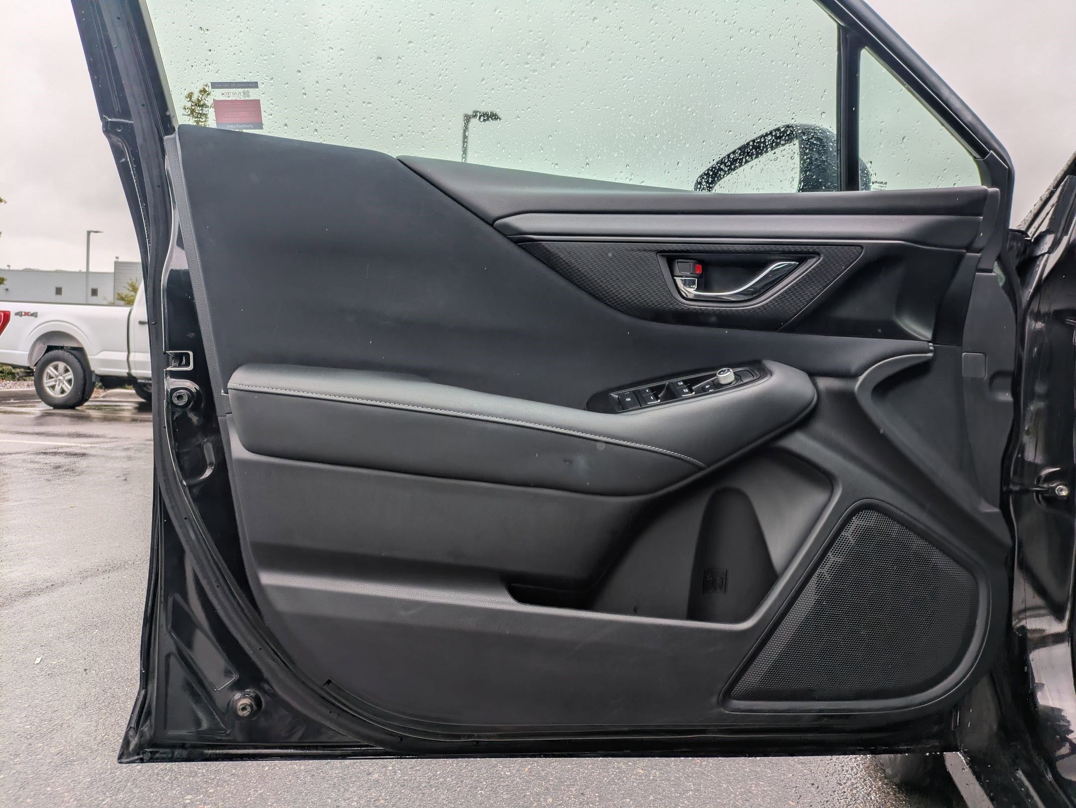 Used 2025 Crystal Black Silica Subaru Premium image 12
