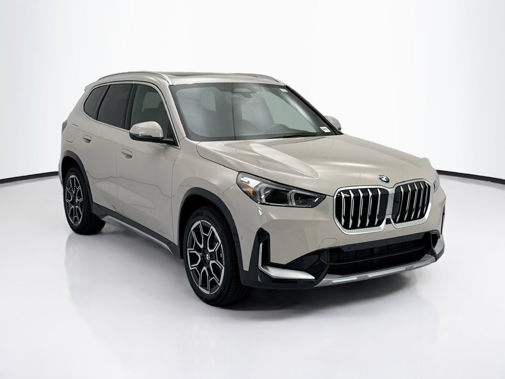 Used 2026 Gray Metallic BMW xDrive28i image 3