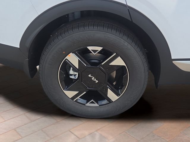 New 2026 White Kia LX image 4
