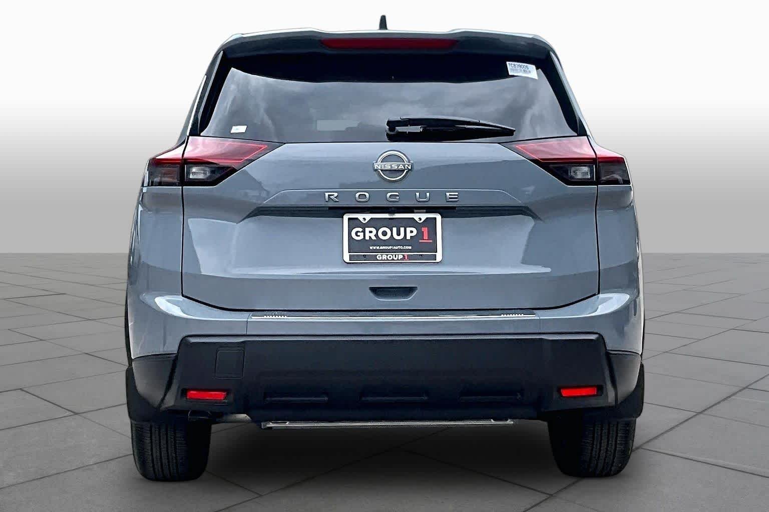New 2026 Boulder Gray Pearl Nissan SV image 4