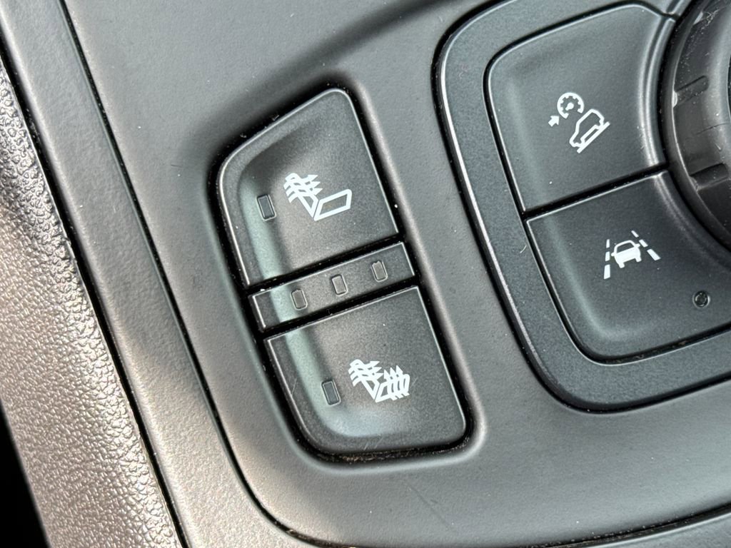 2024 GMC Terrain SLT - Photo 13