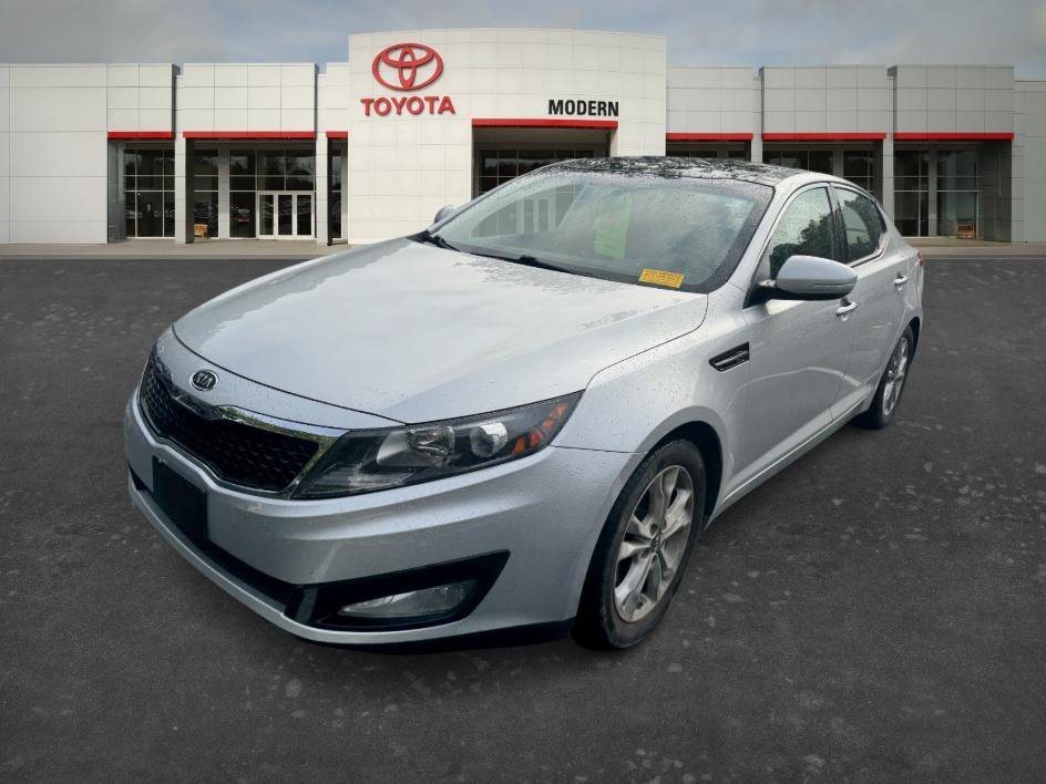 Used 2011 Bright Silver Kia EX image 2