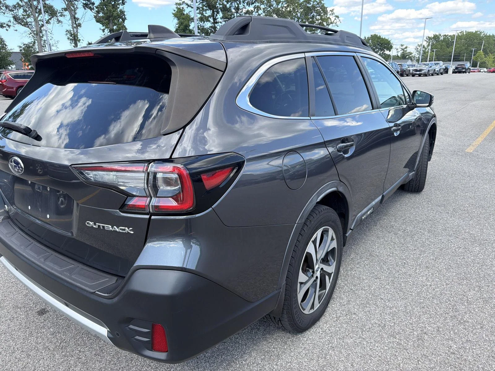 Used 2020 Magnetite Gray Metallic Subaru Limited image 7