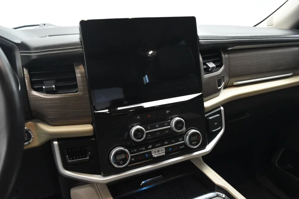 Used 2024 Black Metallic Ford Limited image 13