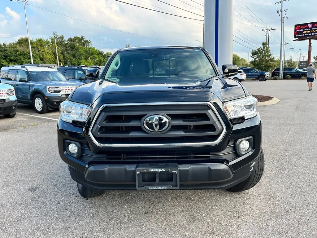 Used 2022 Black Toyota SR5 image 2